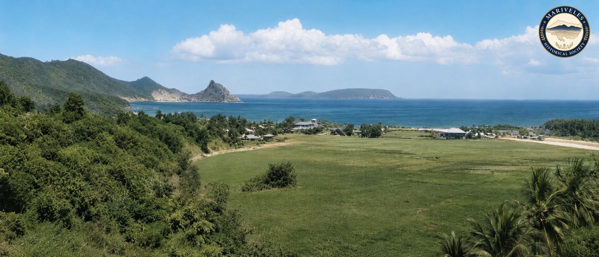 Tanawin ng Poblacion ng Mariveles patungo sa dagat